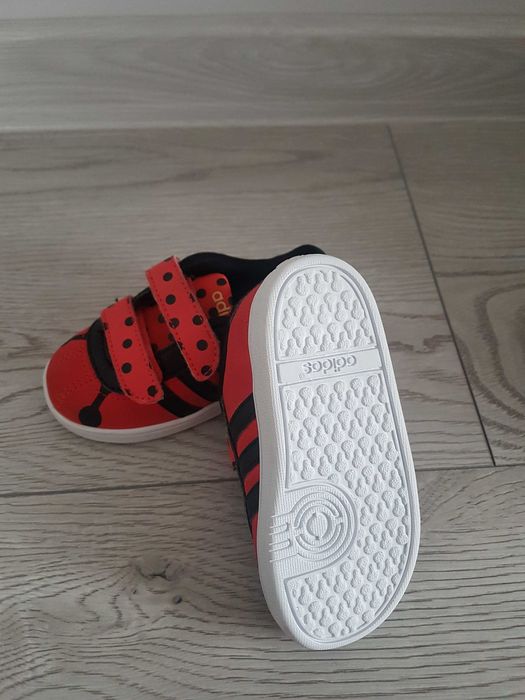 Бебешки кецове / маратонки Adidas