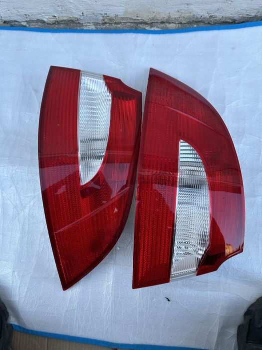 Stopuri stânga dreapta skoda superb.2z