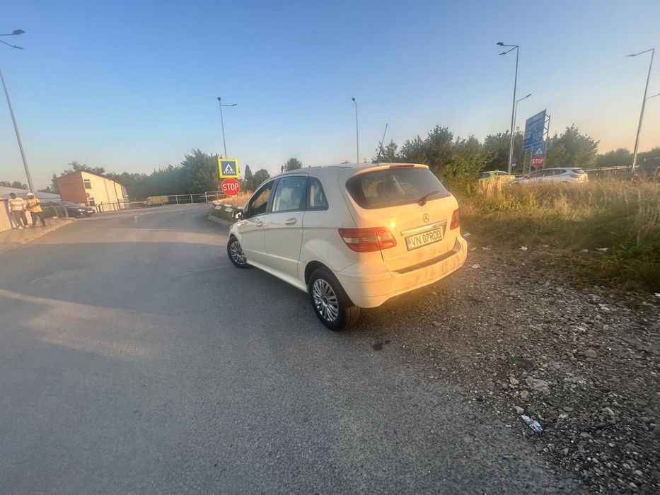 Mercedes b class