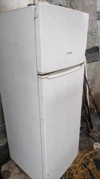 Продам нерабочий холодильник VESTEL