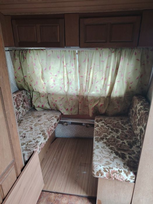 Vând rulotă impecabila