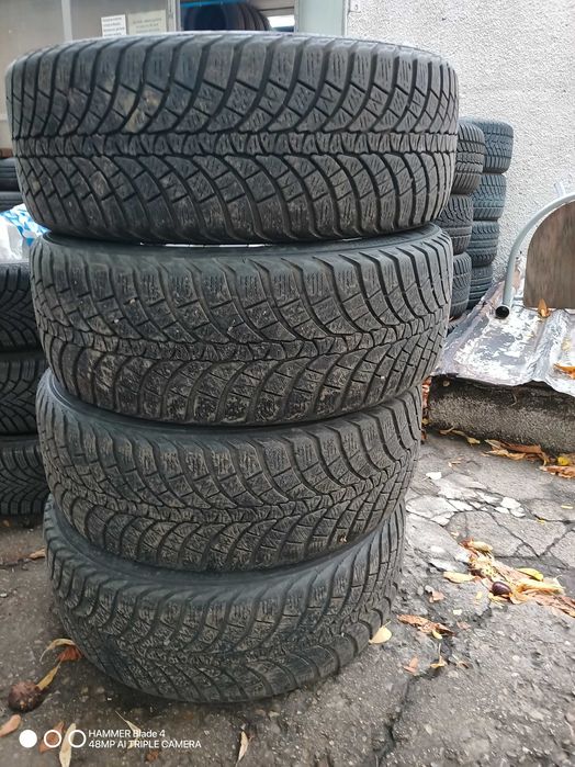 Продавам гуми зимни и летни