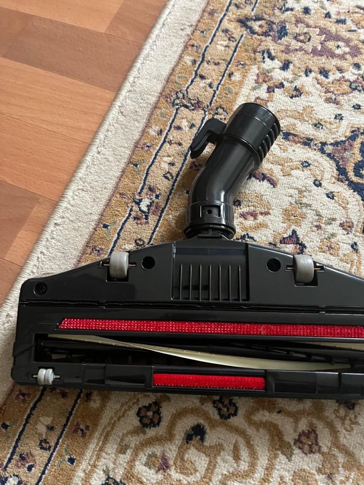 Пылесос Samsung, 1800W