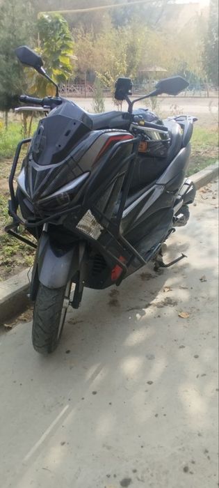 Emax skuter sotiladi 11 mln yana keliwiladi