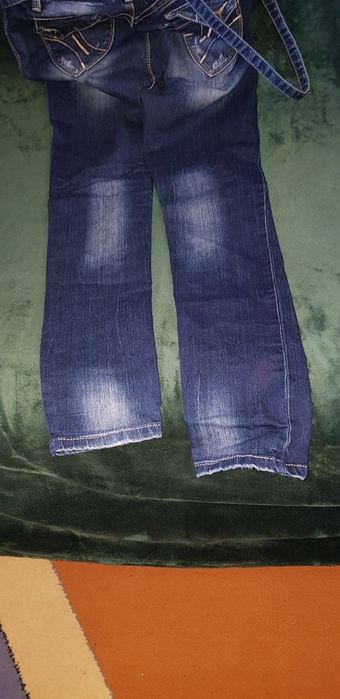 Salopeta blugi Lady First marikea 38 ,pret20lei fix, nu trimit in tara