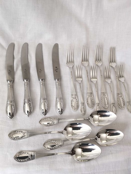 Tacamuri de argint masiv 800 Wilkens stilul empire