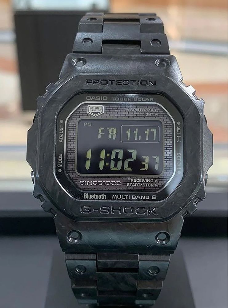 G-SHOCK 40th Anniversary Carbon Edition GCW-B5000UN-1ER