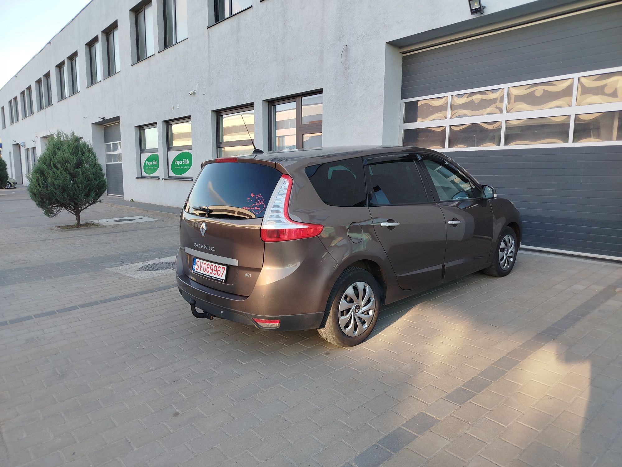 Renault Grand Scenic Luxe_Dynamic