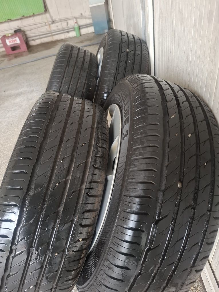 Jante bmw Cauciucuri vara semperit 205/55/16 dot 2023