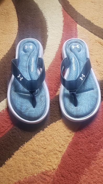 Vand slapi Under Armour unisex