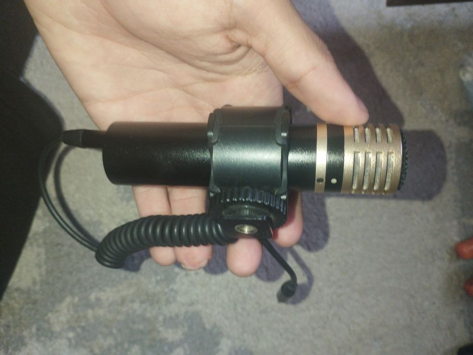 Продам микрофон камерный