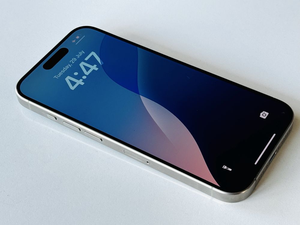 Iphone 15 Pro 128GB Natural Titanium Гаранция 6 месеца