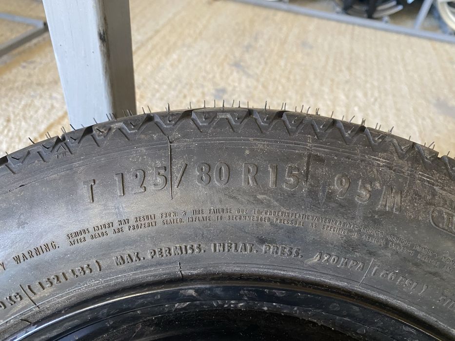 15 цола 5 х 98  мм Резервна Гума Патерица Алфа Ромео , Фиат Типо