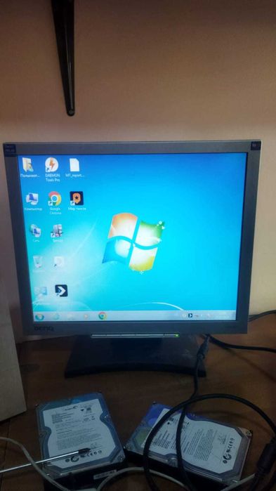 монитор 19 дюймов Benq FP91G+