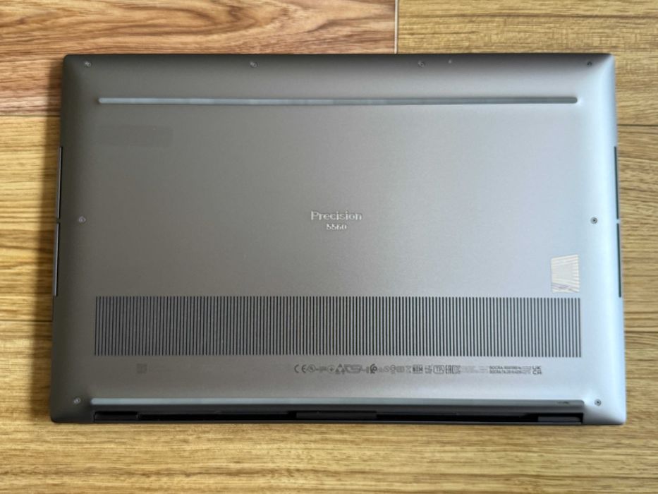 4K Touch Dell Precision 5560`i7-11850H/32GB RAM/1TB SSD/Nvidia T1200