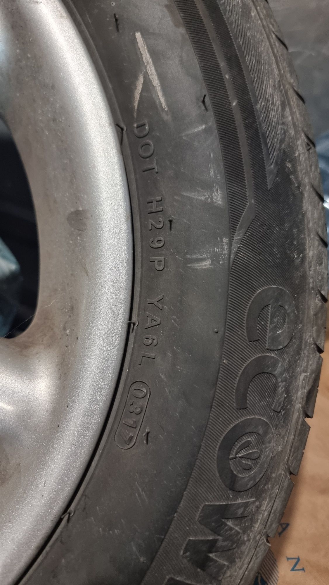 Джанти с летни гуми Kumho 15"