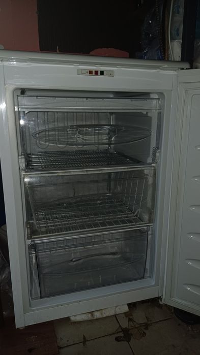 Фризери          .