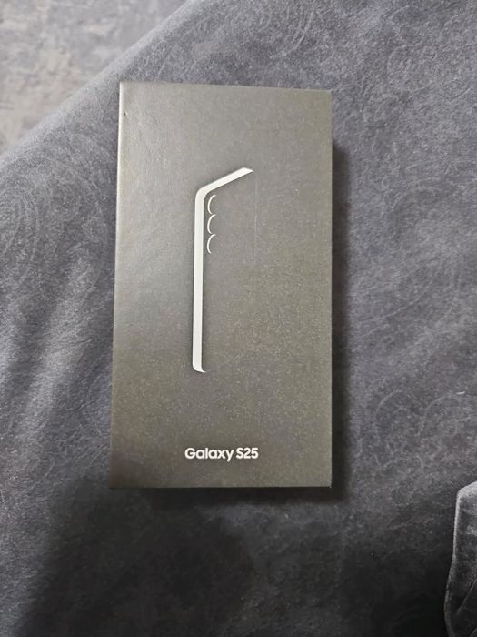 Samsung S25 256GB