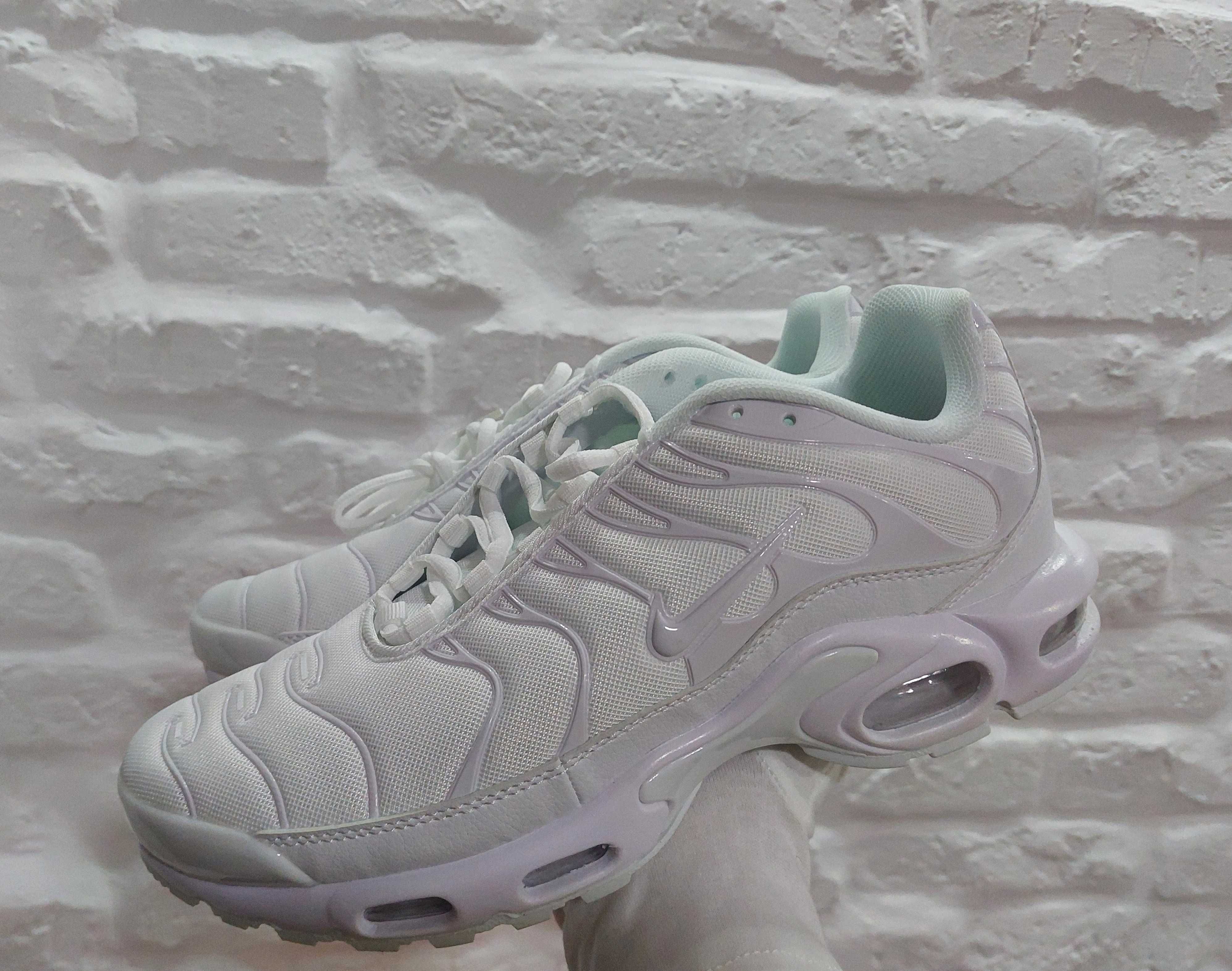 Nike Air Max Plus Tn - Triple White/All white EU 44