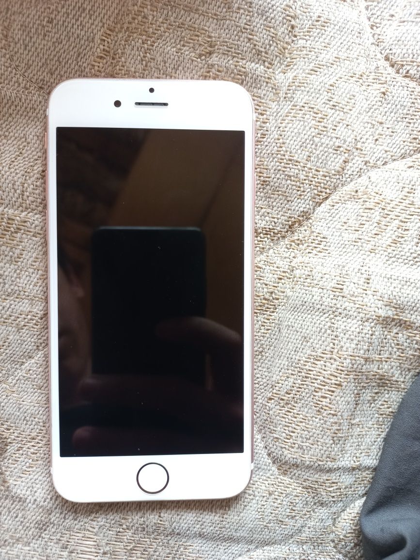 Iphone 6s hamsi joyida lekin kafolat yo icloud blogda
