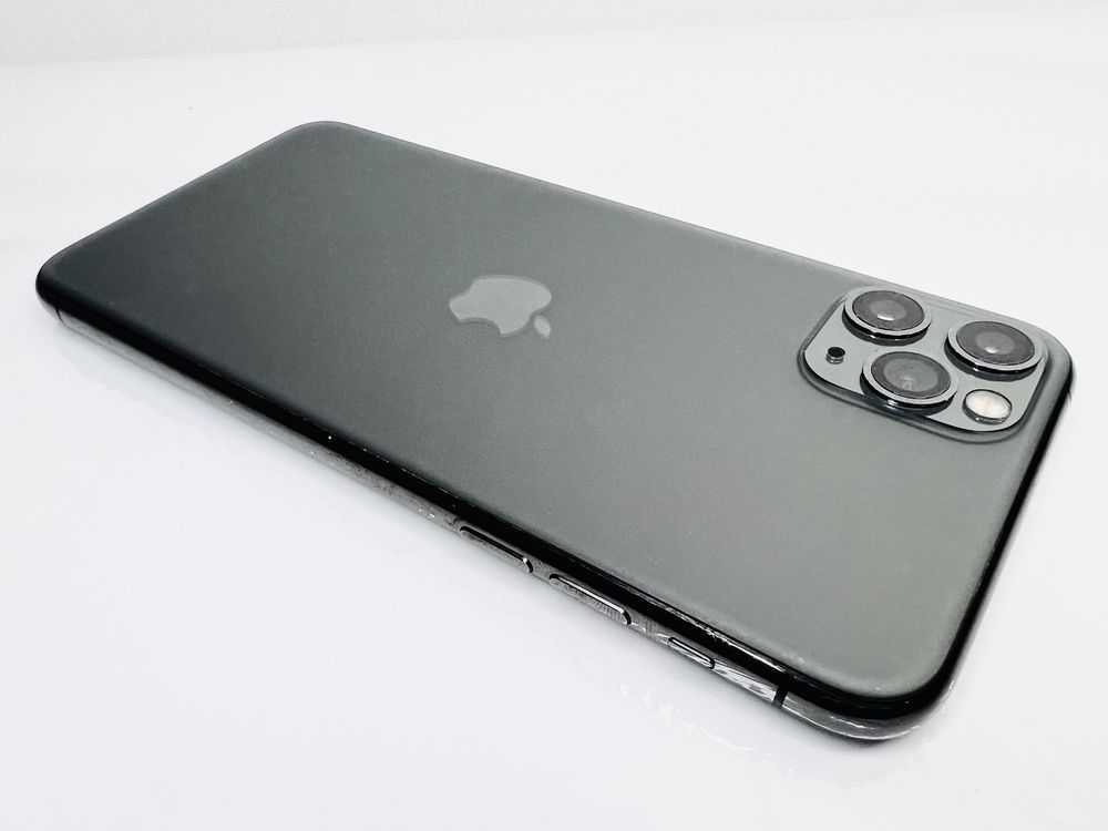 Apple iPhone 11 Pro Max 256GB Space Gray Перфектен! Гаранция!