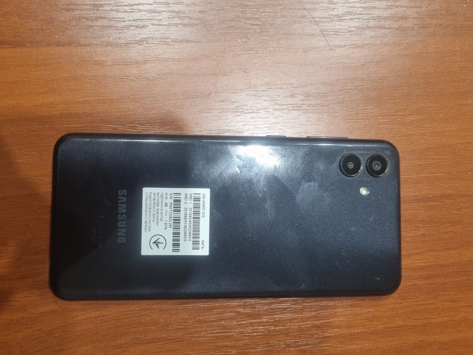 Продам самсунг а 04
