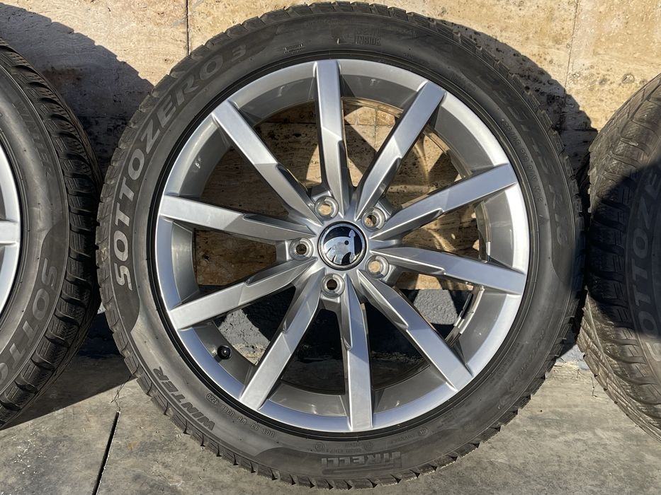 Jante 235 45 R18 Originale 5X112 VW Passat B8 Alltrack Skoda Superb 3