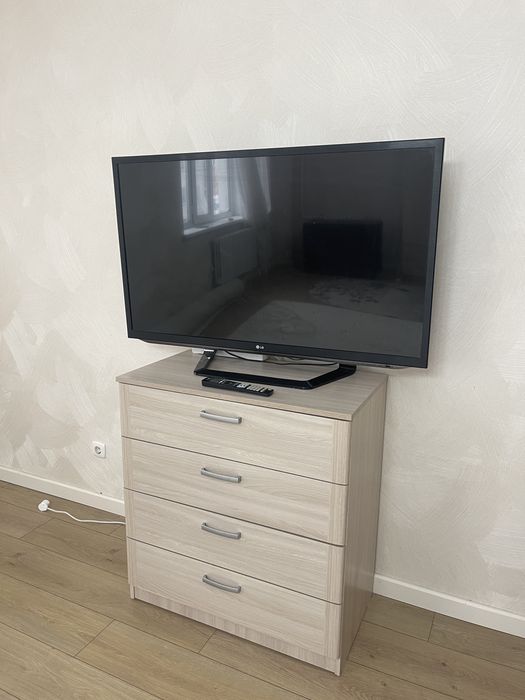 Телевизор LG диаметр 125см (49 дюймов)