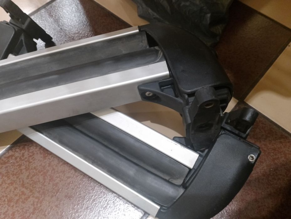 Багажник -стойка за ски 3-чф.