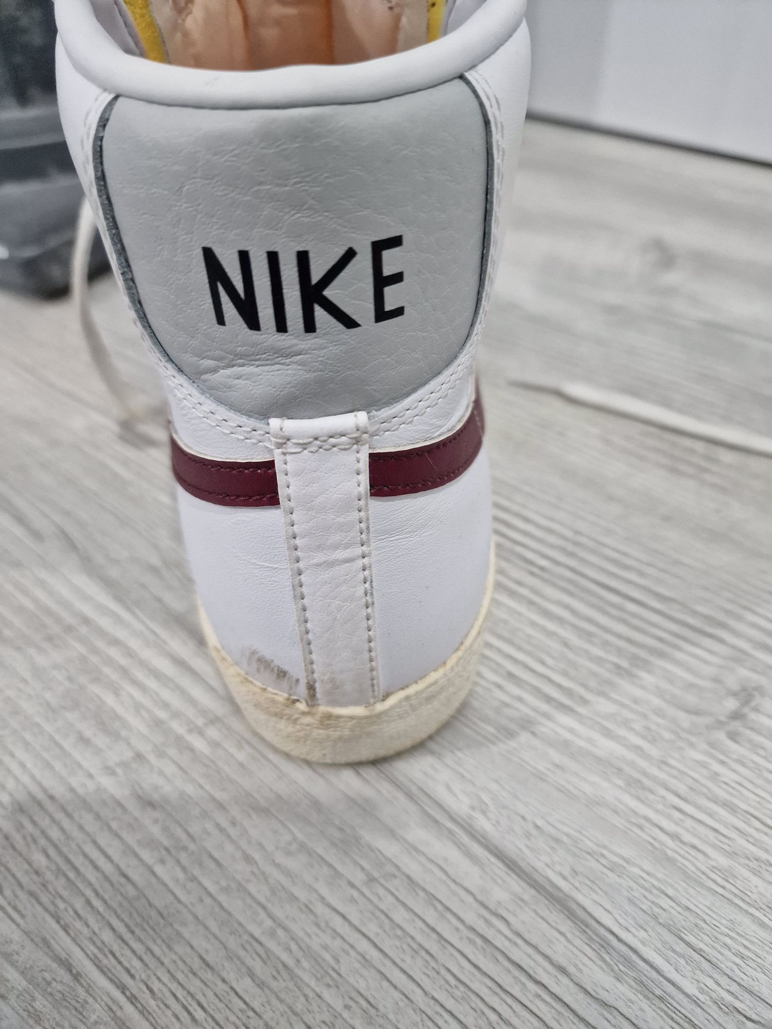 Adidasi  Nike , marimea 42