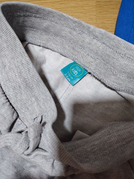 Pantaloni trening băieți mărimea 116