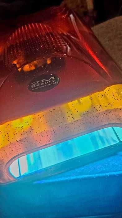 Lampă UV 4 tuburi *9W, pt întărirea gelurilor UV, cu ventilator inclus