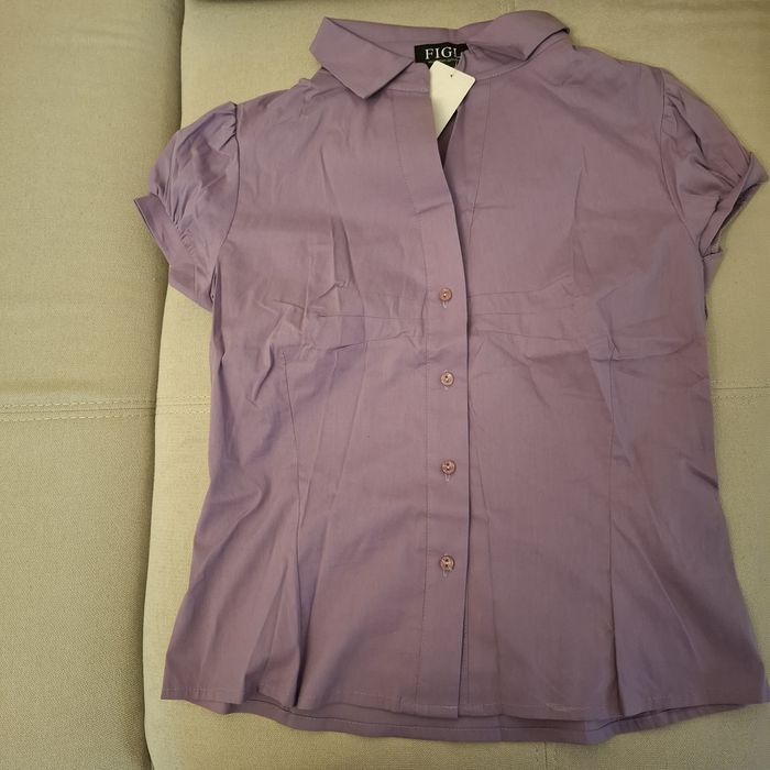 Bluza lila, M, putin elastica, noua, cu eticheta