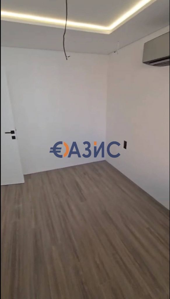 Продава се Двустаен апартамент в к.к. Слънчев бряг - 43 кв.м за 2303 €/кв.м - Снимка #9