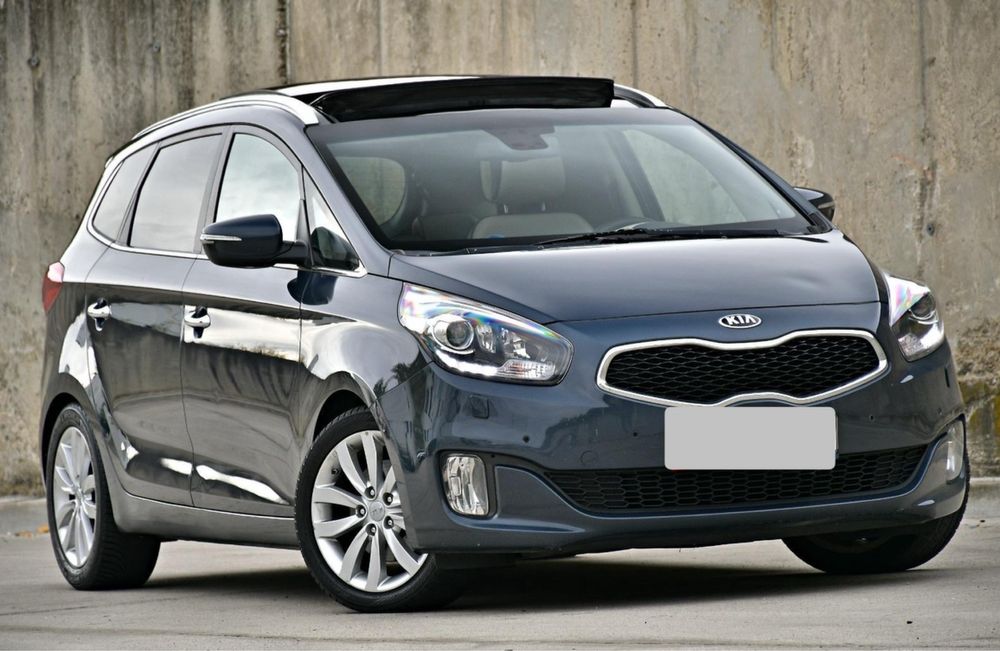 Vand kia carens 1.7d 7 locuri