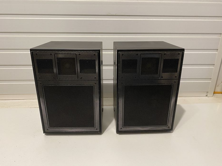 Boxe Sanyo 2 cai bass reflex 25 w