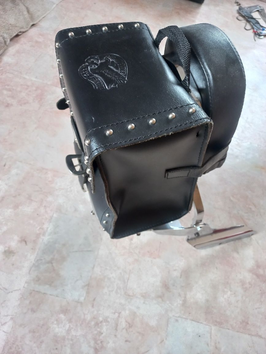 Honda Shadow Кожена чанта за багажник на облегалка