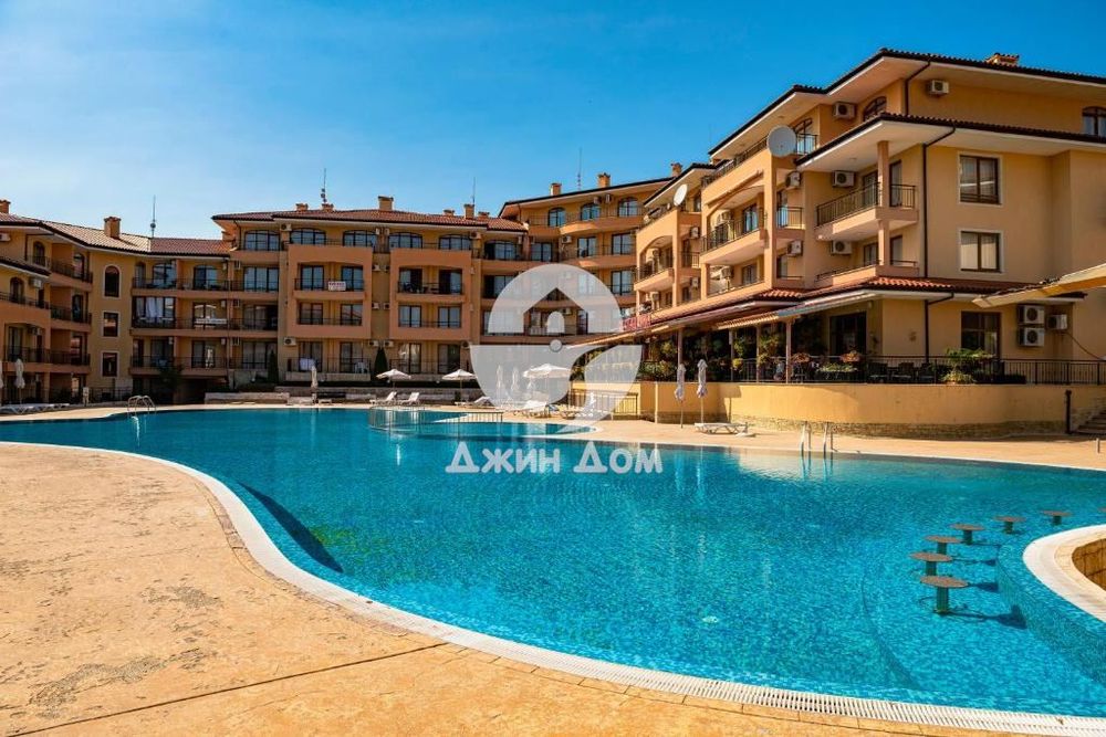 Продава се Двустаен апартамент в Свети Влас - 67 кв.м за 1747 €/кв.м - Снимка #8