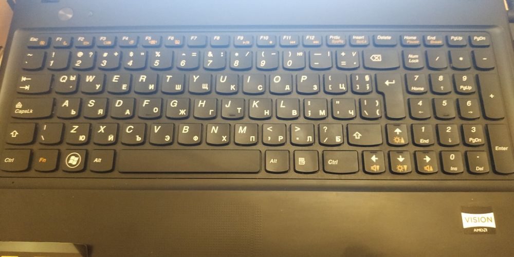 Лаптоп Lenovo G585