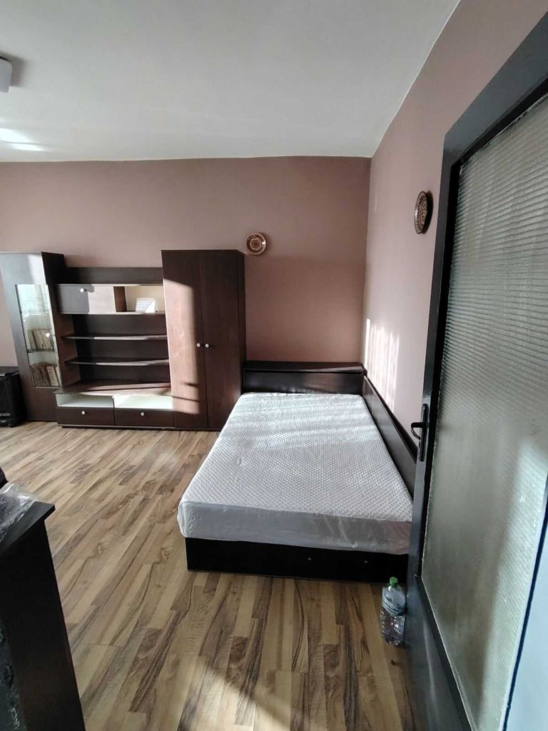 Продава се Едностаен апартамент в Пазарджик, Център - 45 кв.м за 1156 €/кв.м - Снимка #2
