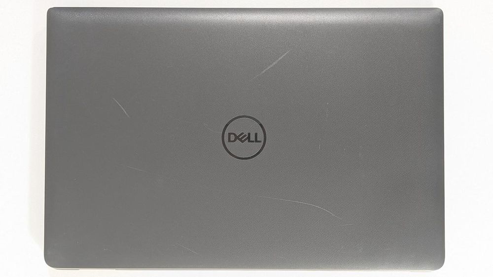 Dell Latitude 3550 15.6" 1920x1080 i3-1315U 16GB 256GB SSD година 2024