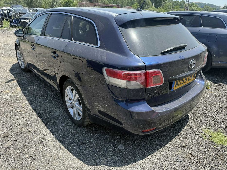 НА ЧАСТИ  Toyota Avensis T27 2. 0 D-4D 2010г