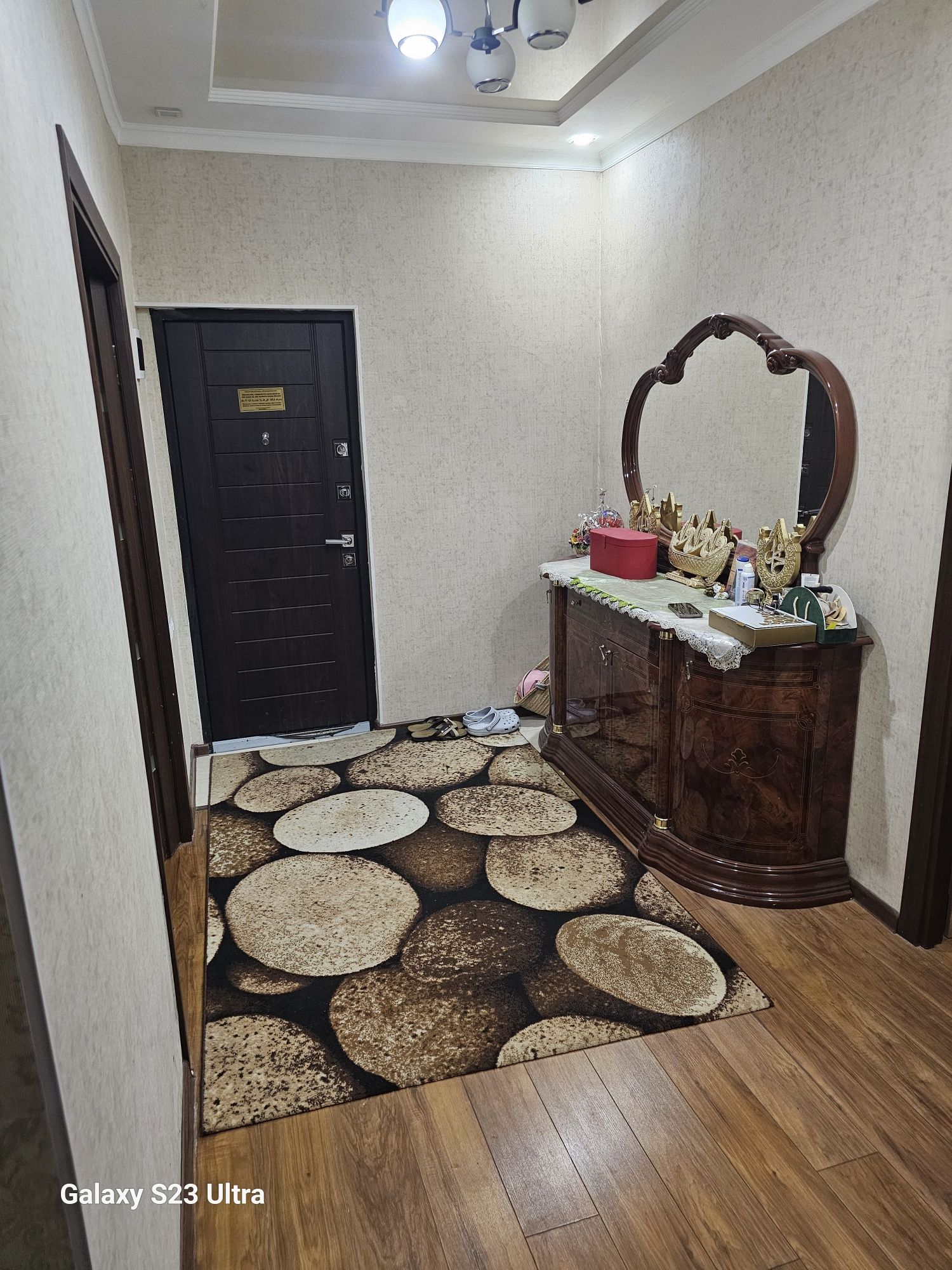Продаётся 3-х комнатная кв.. Сергели-7
