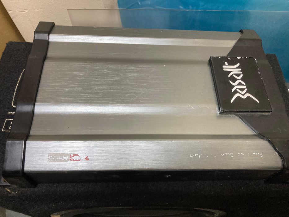 Amplificator auto + subwoofer Magnat