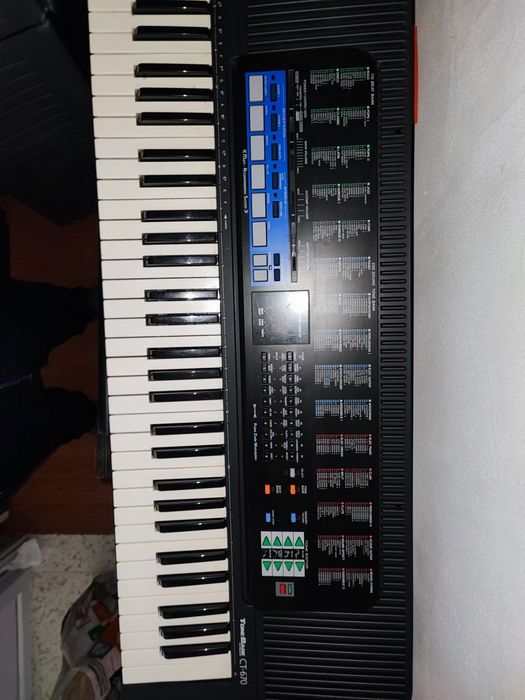 Orga Casio TONE BANK CT-670