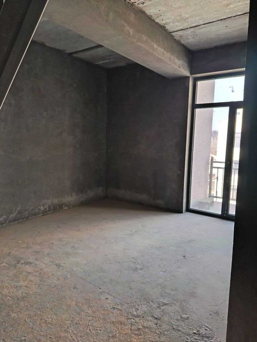 Уютная  квартира дуплекс возле аэропорта отличное предложение 85 кв