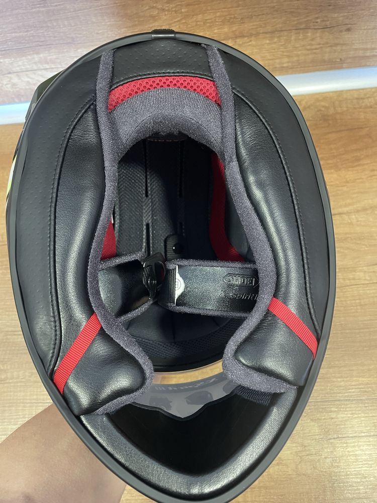 Каска Shoei X-Spirit 3 AERODYNE