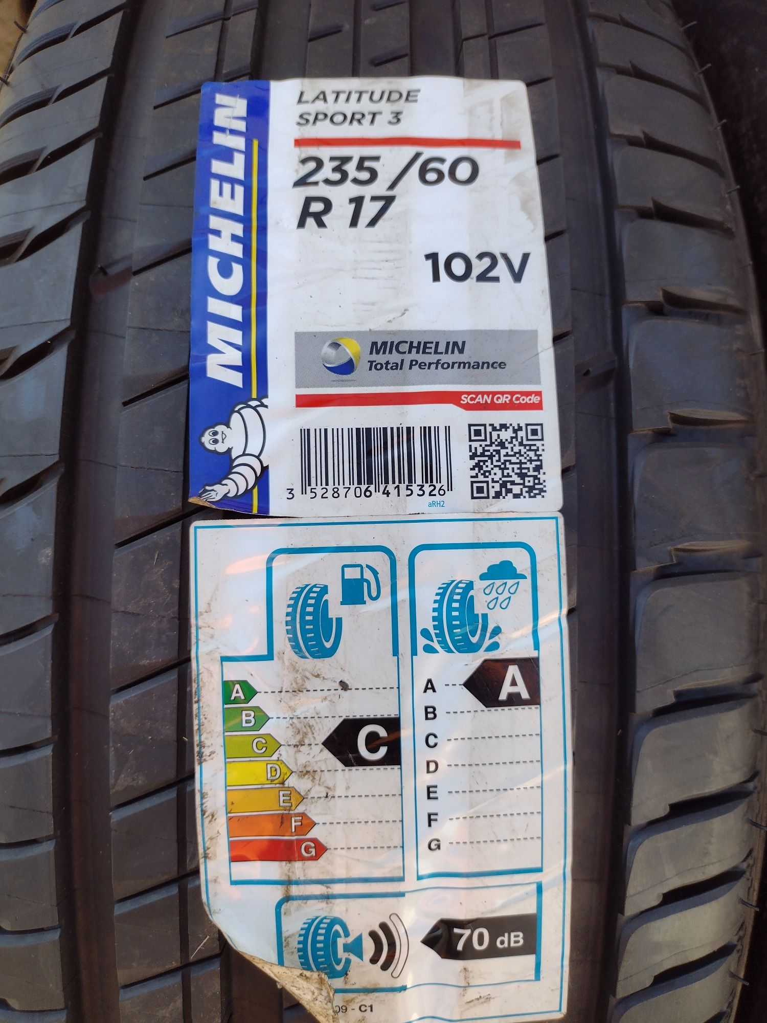 Нови 2бр.235/60/17 Michelin PS3 dot0219