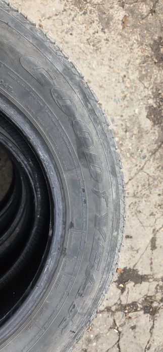 235 65 17 зимни гудиър