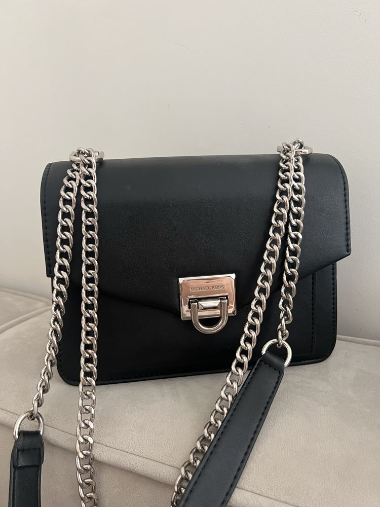 Сумка Michael kors, в отличном состоянии, натуральная кожа